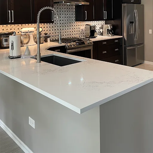 Custom kitchen countertops with premium stone surfaces, designed to enhance modern and traditional kitchen spaces.